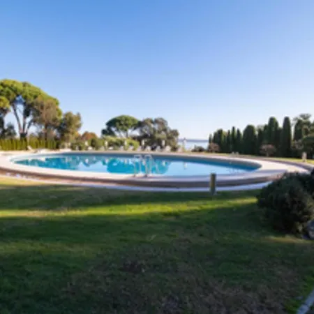 Apartment In A 8 Hectares Park Incredible View *